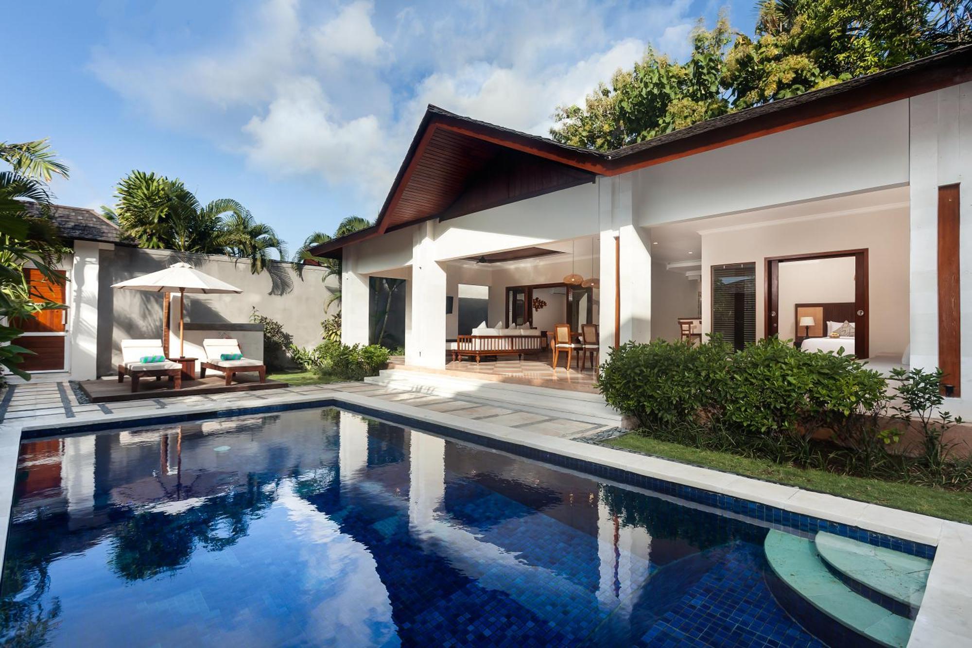 Ghana Villa Seminyak By Pramana Villas 外观 照片